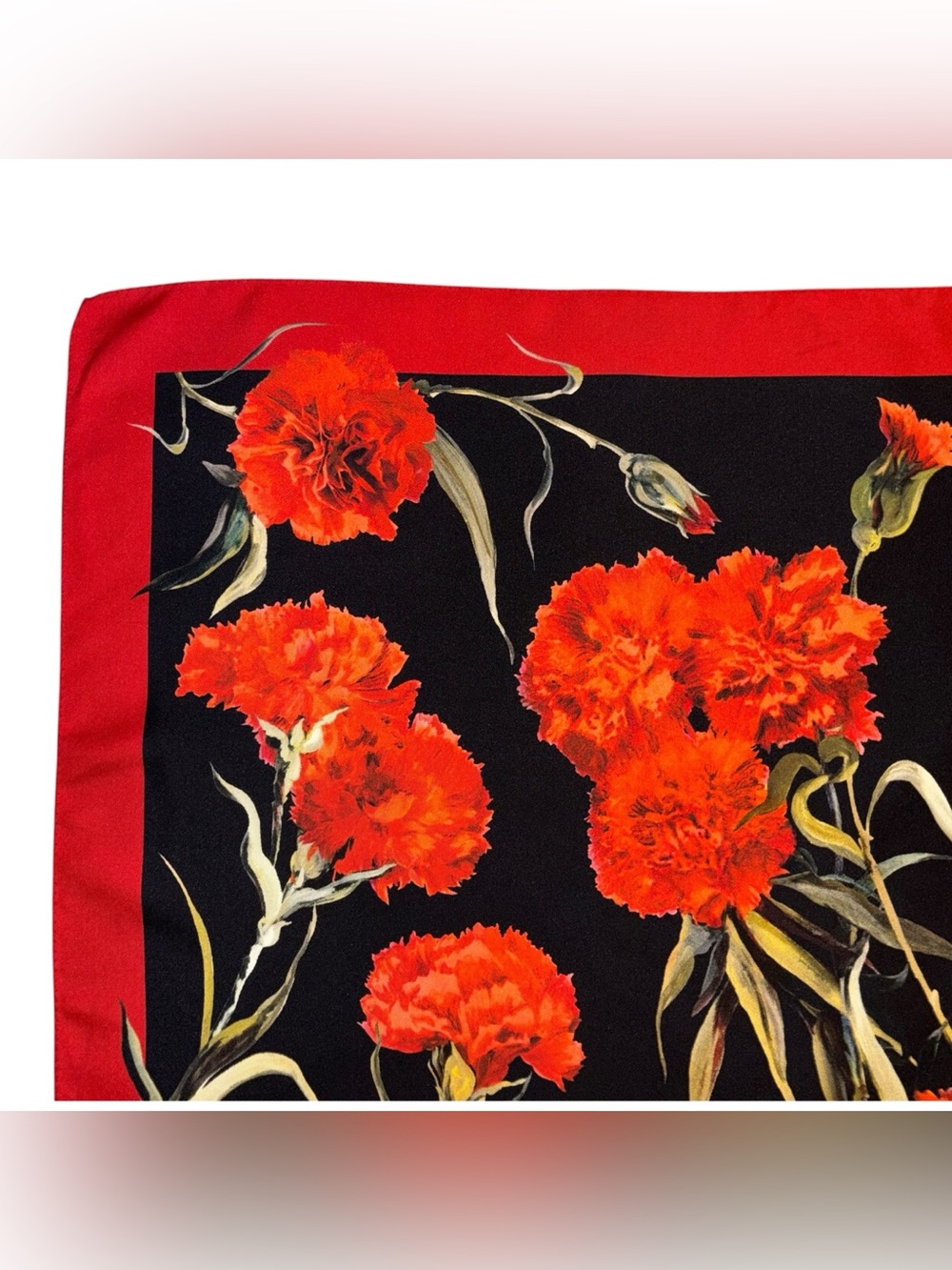 Dolce & Gabbana Red Carnation Fondo Nero Silk Scarf 70cm Square Made in Italy - Picture 7 of 10